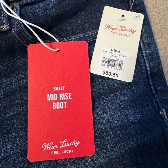NWT Lucky Brand Jeans/ Mid Rise/ Boot cut 💙 - Picture 8 of 13